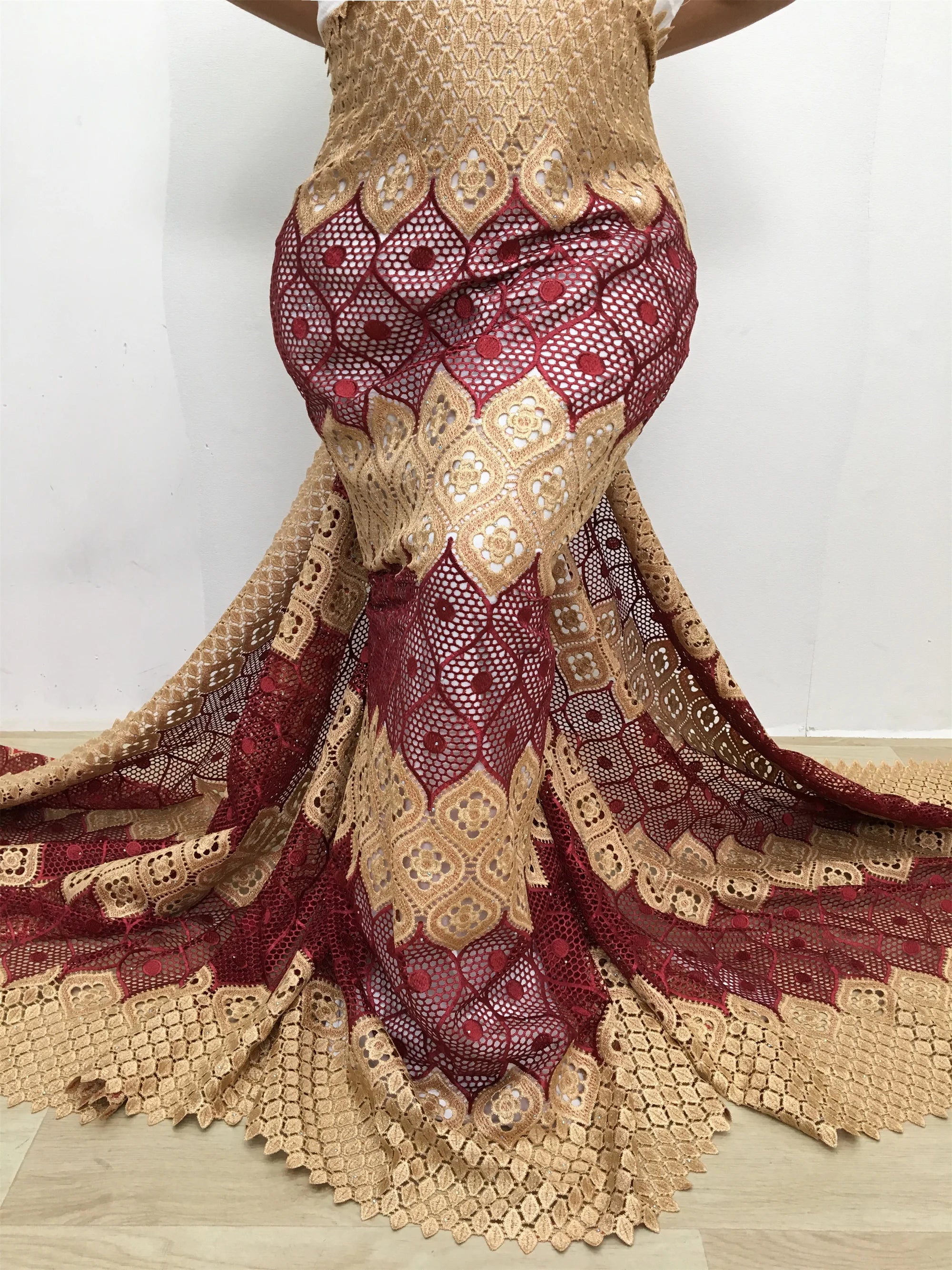 5 yards of High Quality Luxury Nigerian African Fabric for Wedding/Party Dresses.






























































































Water Soluble Nigerian African Guipure Cord Lace